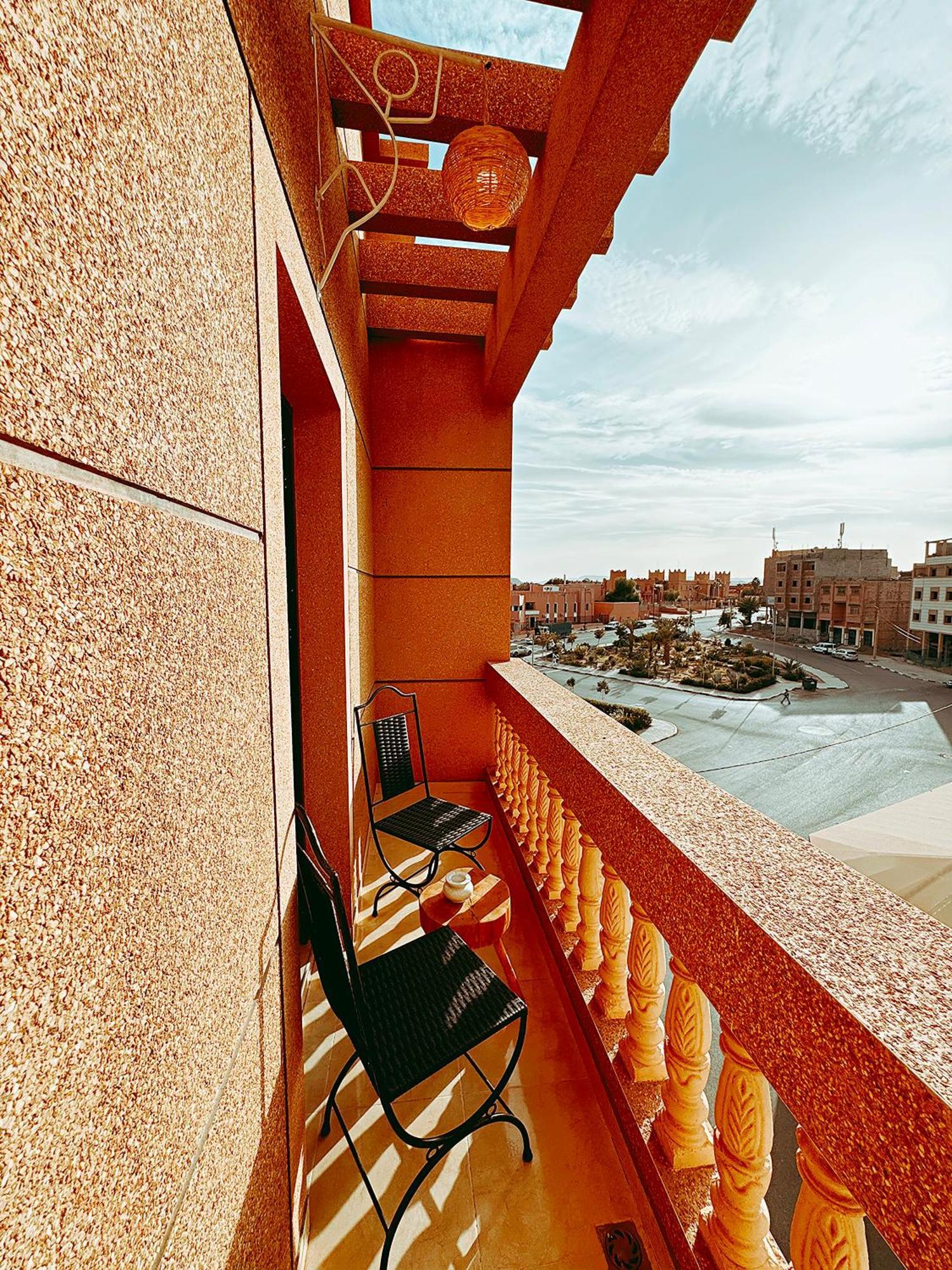 Chay - Appartements A Ouarzazate Ngoại thất bức ảnh
