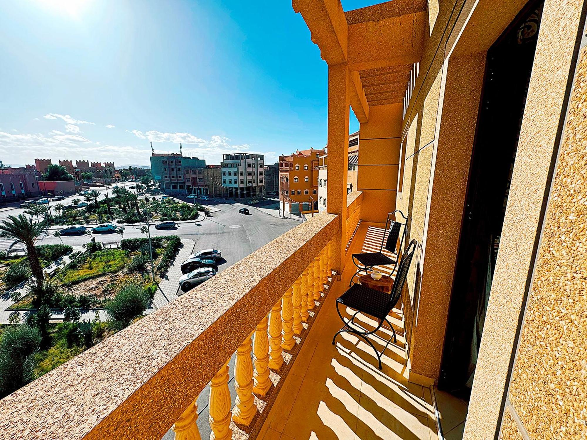 Chay - Appartements A Ouarzazate Ngoại thất bức ảnh