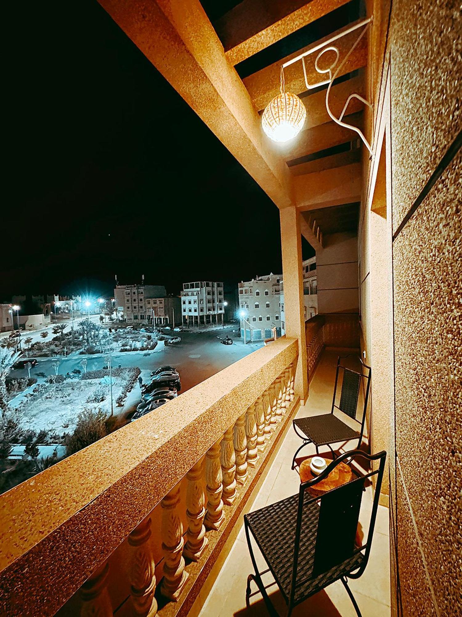 Chay - Appartements A Ouarzazate Ngoại thất bức ảnh