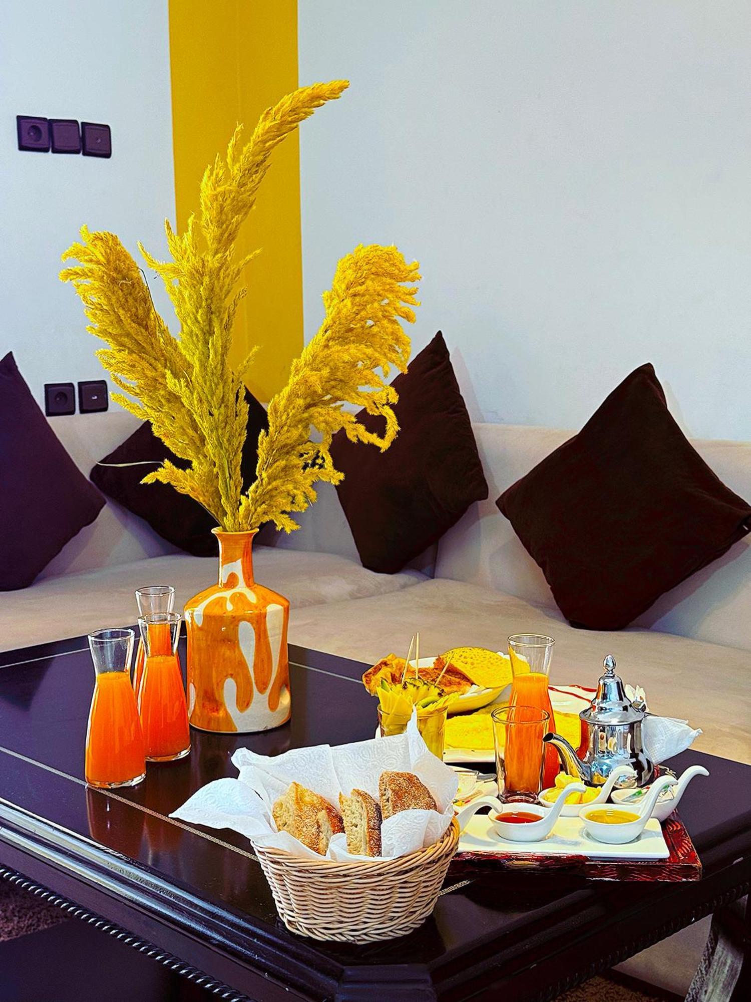 Chay - Appartements A Ouarzazate Ngoại thất bức ảnh